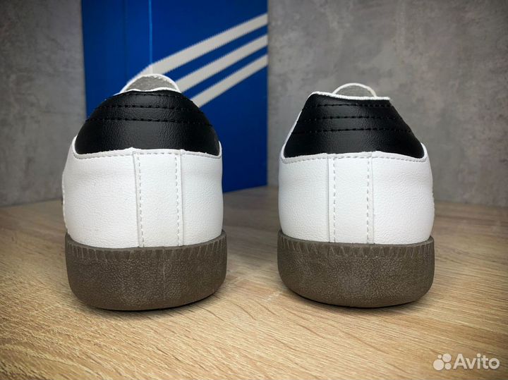 Adidas мужские кроссовки