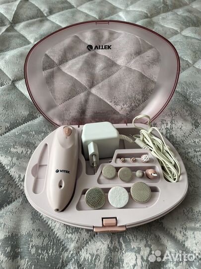 Маникюрный набор Vitek VT-2204 PK