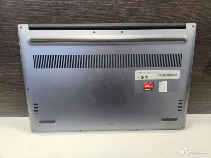 Ультрабук Honor magicbook 14 AMD raizen 5 5500U