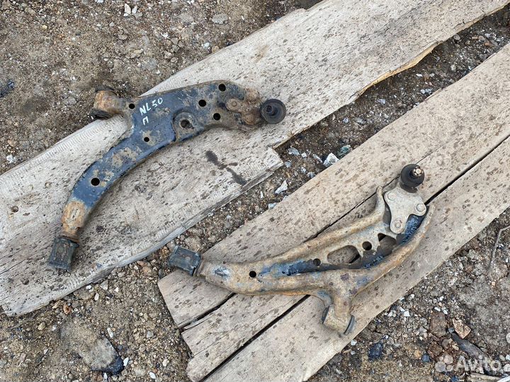 Рычаг передний toyota corolla ll NL 50