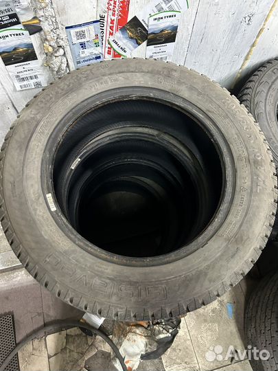 Gislaved Nord Frost 200 205/60 R16 26J