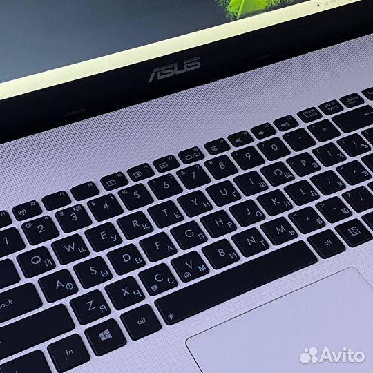 Ноутбук asus X501U