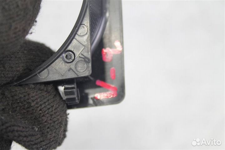 Накладка стекла заднего левого Nissan Qashqai J11