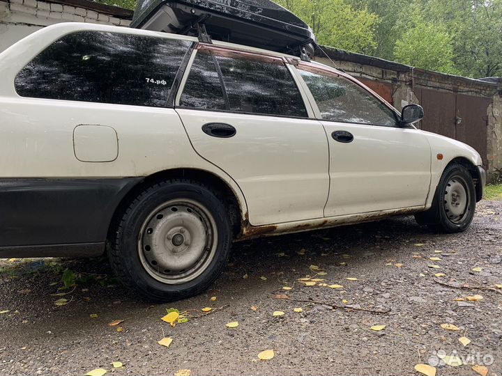 Mitsubishi Libero, 2000
