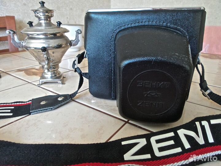 Фотоаппарат зеркальный зенит-12хр плёночный