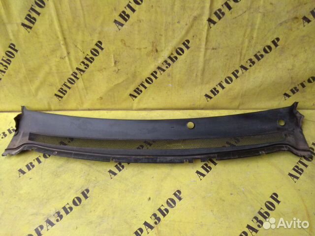 Жабо (решетка стеклоочистителя) Ford Focus 2