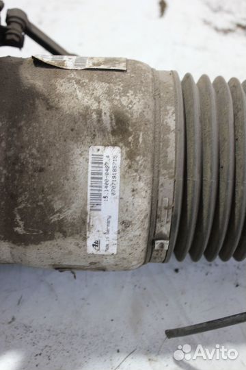 Амортизатор передний левый Audi Q7 4L Ауди ку7