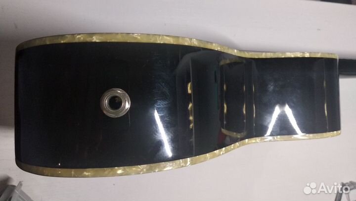 Укулеле lanikai LU-21CE BK