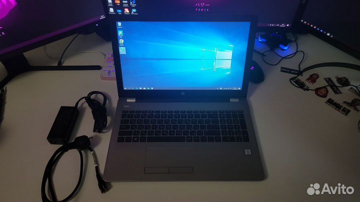 Hp 250 G6 i5 7200u/8GB/256 M.2/ Full HD