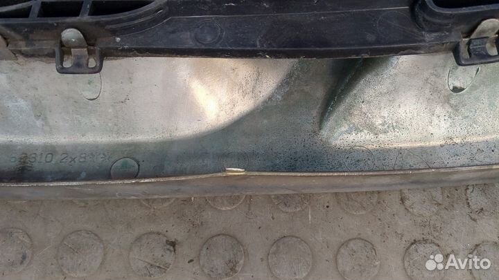 Решетка радиатора Nissan Terrano 2, 2004