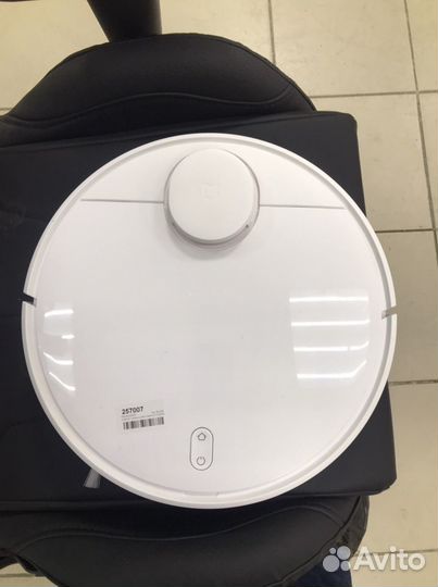 Робот-пылесос Xiaomi Mi Robot Vacuum Mop Pro белый