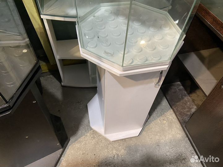 Новый 100 литров с пластиковой крышкой