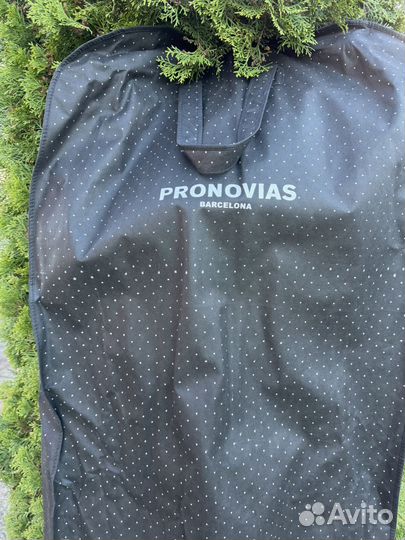 Платье Pronovias