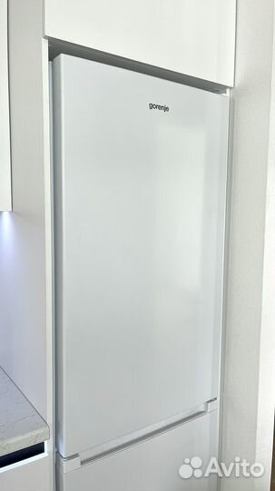Холодильник gorenje NRK6191PW4