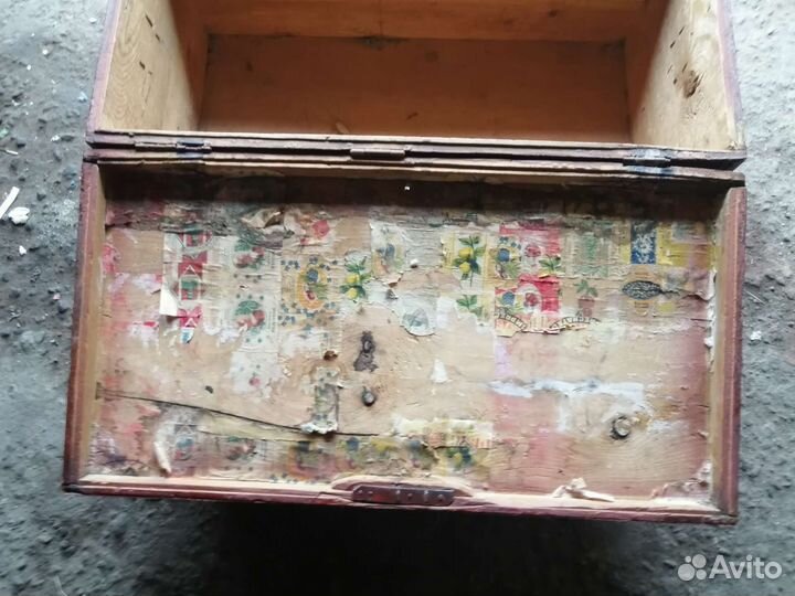 Сундук деревянный старинный