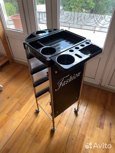 Столик для парикмахера