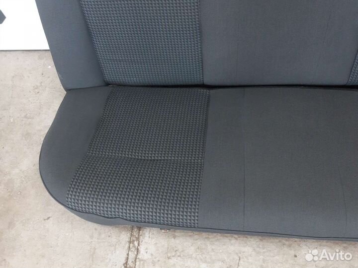 Задние сидения renault logan 1