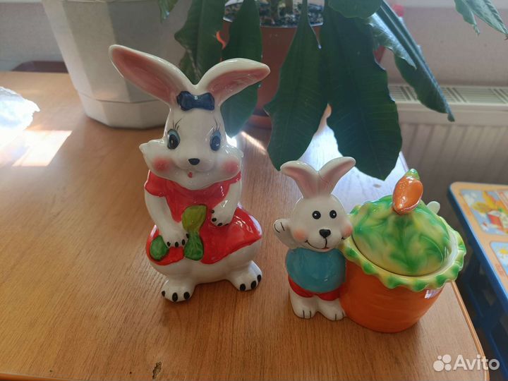 Сахарница и подставка