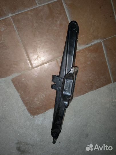 Домкрат оригинал Toyota Rav 4