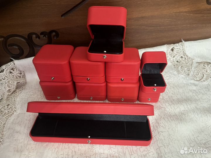 Футляры для колец,сережек и цепочек