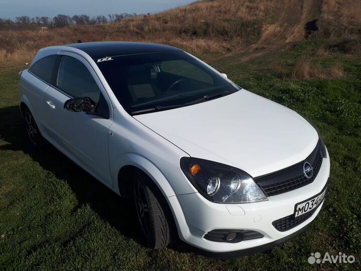 Опель астра GTC 2008г