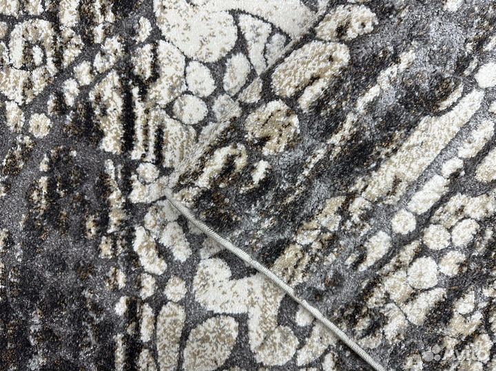 Ковер 1.6х2.3 новый