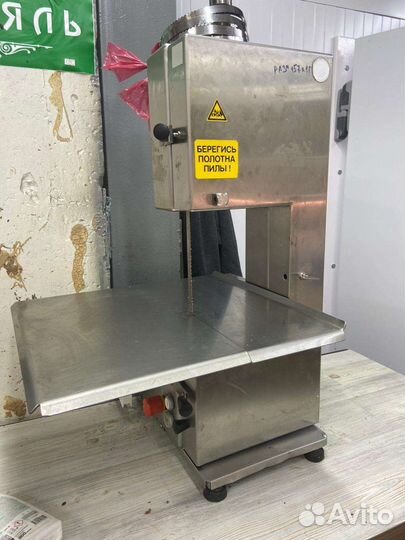 Ленточная пила для мяса