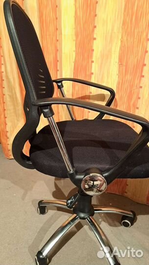 Компьютерное кресло