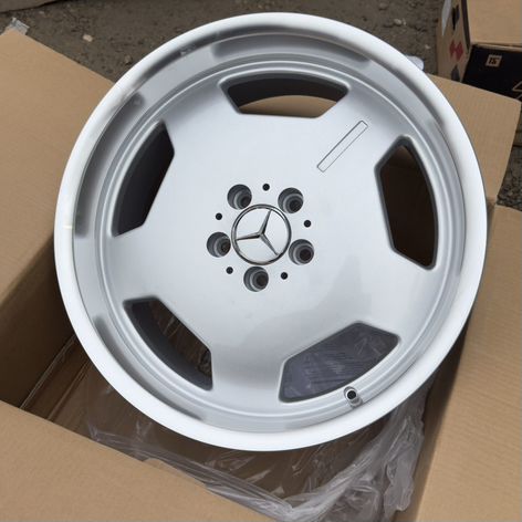 Литые диски Sakura Wheels 181 8.5×R19 5×112
