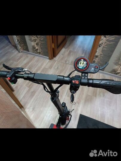 Электросамокат Продаю kugoo max speed