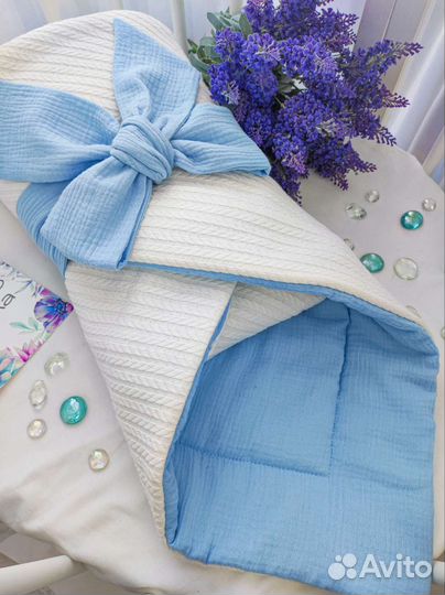 Вязаный конверт на выписку с муслином новый