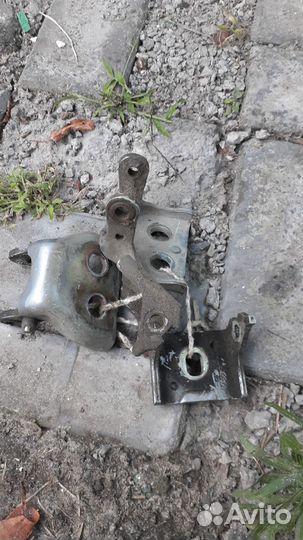 Peugeot 307 петли двери передней левой