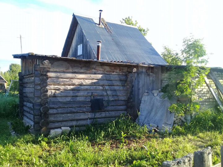 Дом 30 м² на участке 20 сот.