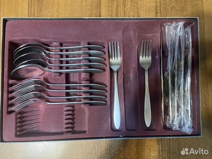 Набор столовых приборов