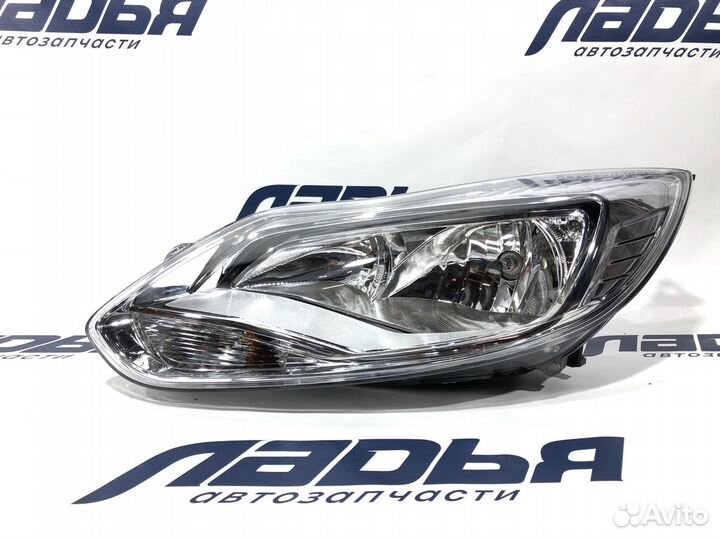 Фара Ford Focus 3 левая хром