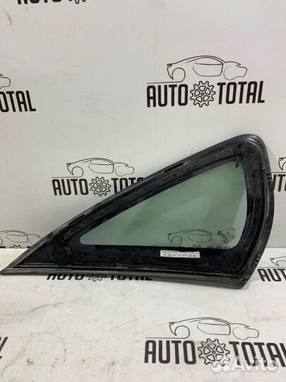Стекло кузовное заднее правое Volkswagen Polo