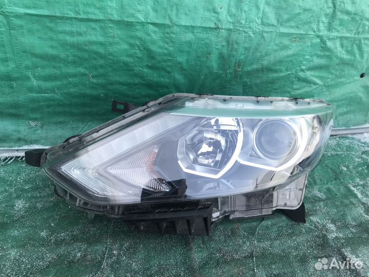 Фара левая галогенная Nissan Qashqai (J11) 2014+
