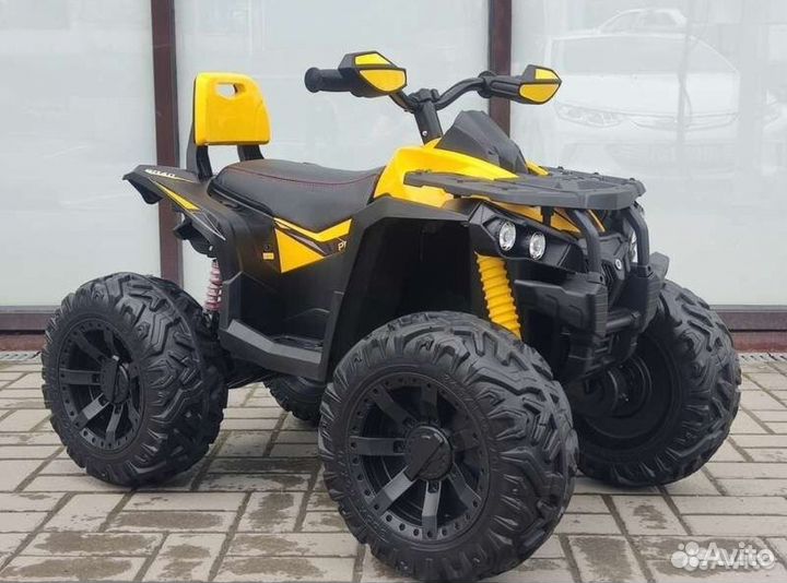 Детский квадроцикл на аккумуляторе