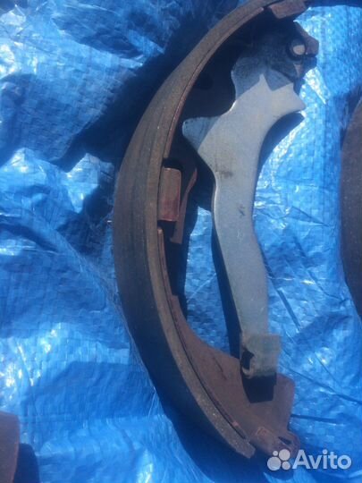 Задние колодки Volkswagen Amarok