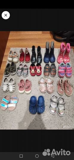 Обувь детская разных размеров