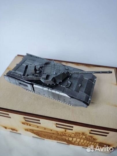 Модель танка Армата Т-14 в масштабе 1/72