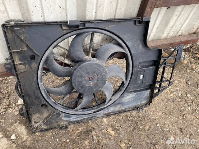 Диффузор радиатора Volkswagen Transporter T5 2003