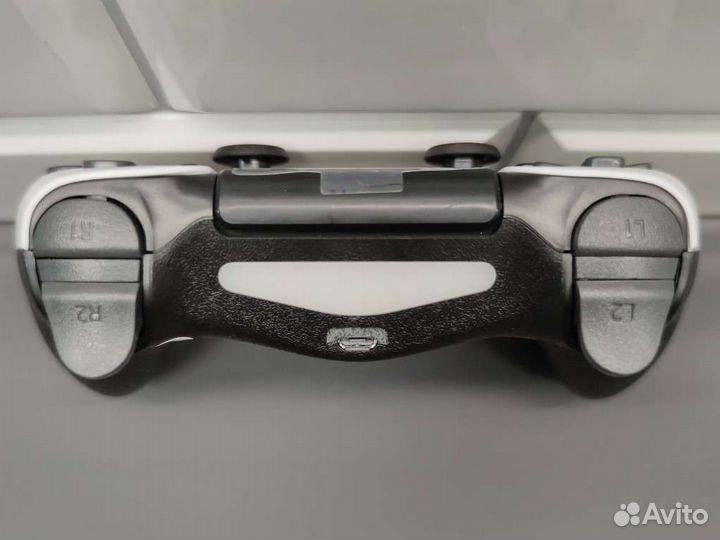 Джойстик PS4