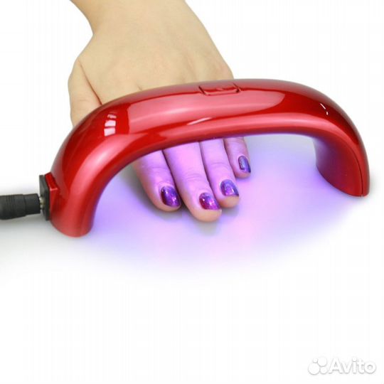 Маникюрная лампа