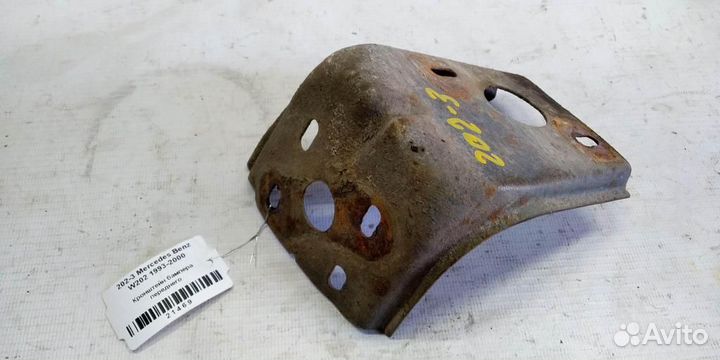 Кронштейн бампера переднего mersedesbenz W202 93