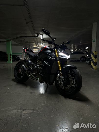 Ducati Streetfighter V4SP 22 Arrow+cnc