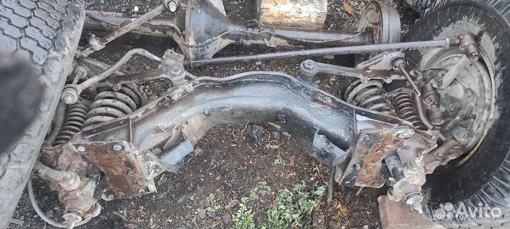 Передняя балка