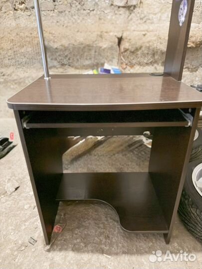 Компьютерный стол