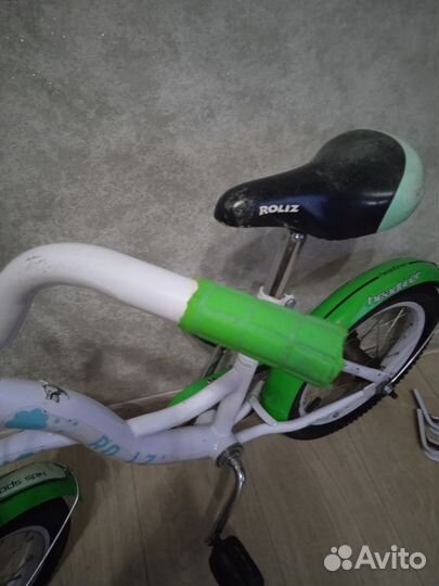 Детский велосипед с доп. колёсами