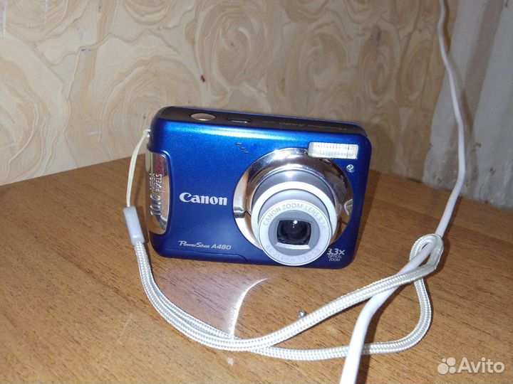 Компактный фотоаппарат canon